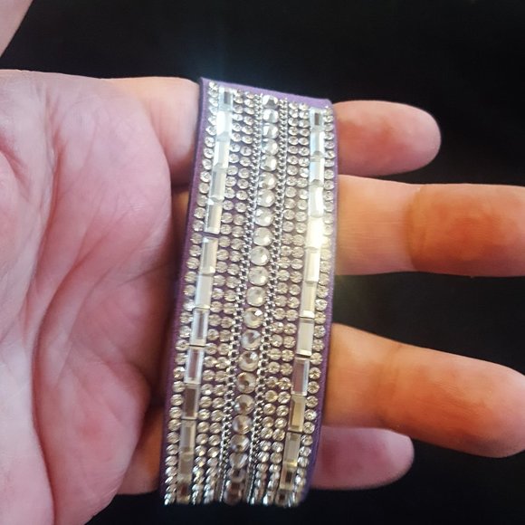 Paparazzi Jewelry - Single Wrap Bracelet J-593